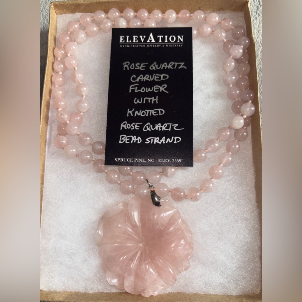 Brand new Rose Quartz Carved Flower Necklace in Light Pink with Beaded strand